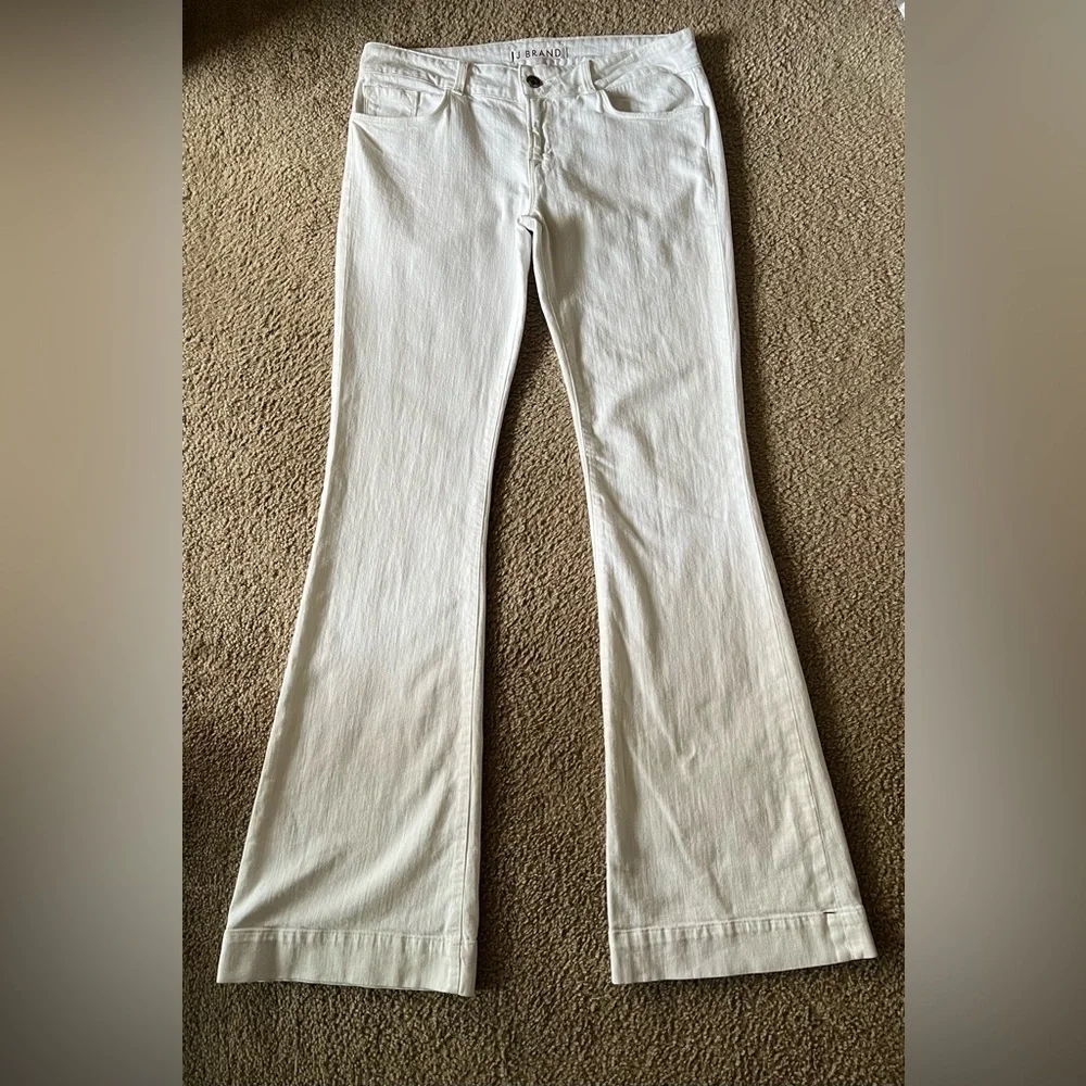 J Brand White Love Story Low Rise Flare Women’s Sz 32 Jeans